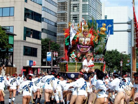 博多祇園山笠2024日程【注意！】女子の締め込み姿。